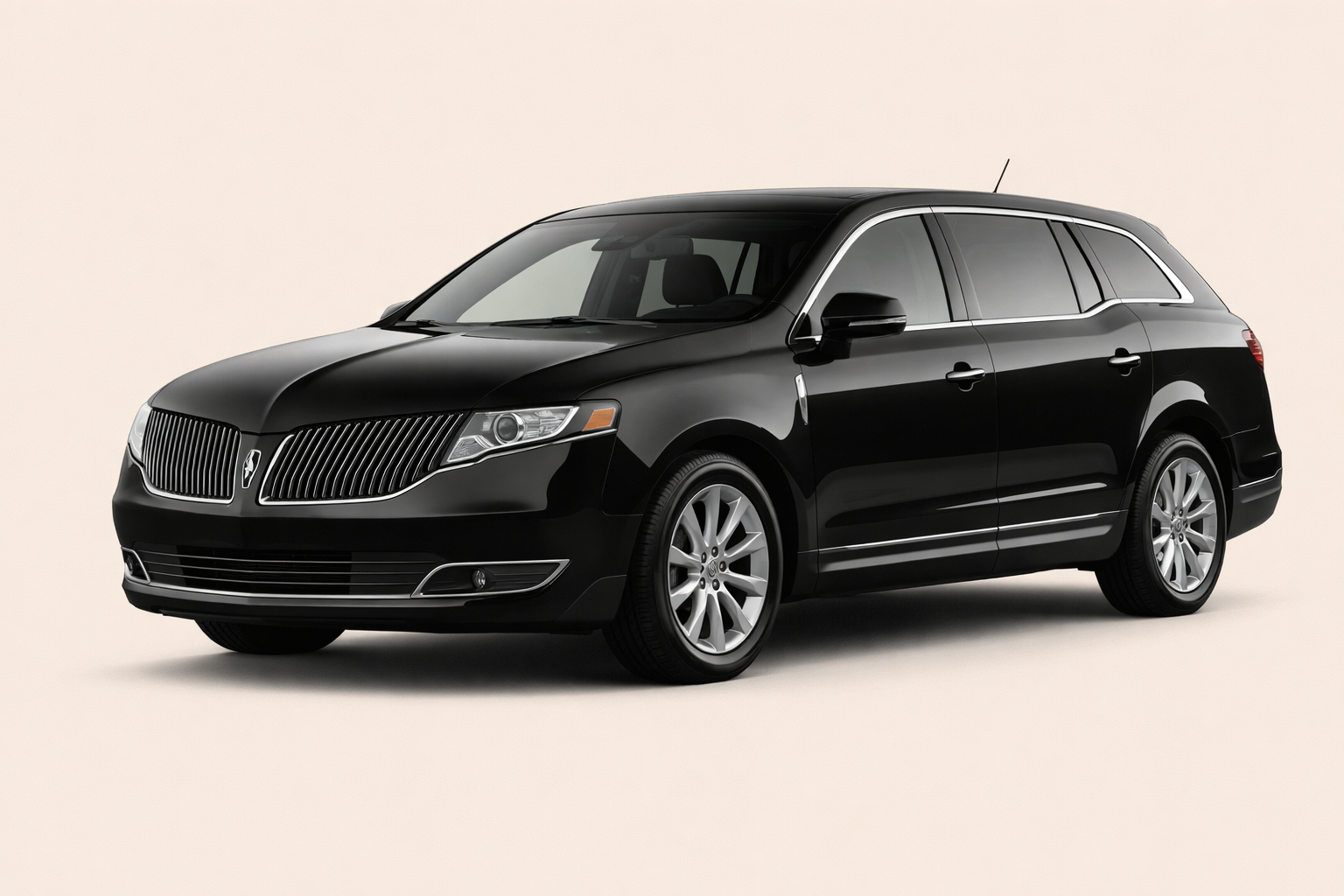 LINCOLN MKT - Executive Luxury Sedan